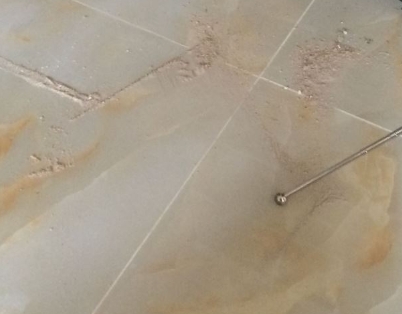 澄迈瓷砖空鼓维修公司分享粘合剂选择不当在瓷砖铺贴过程中可能导致以下问题