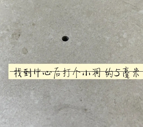 澄迈瓷砖空鼓维修公司专业解答在瓷砖铺贴过程中，如果砂料搅拌不均匀，将会带来以下问题